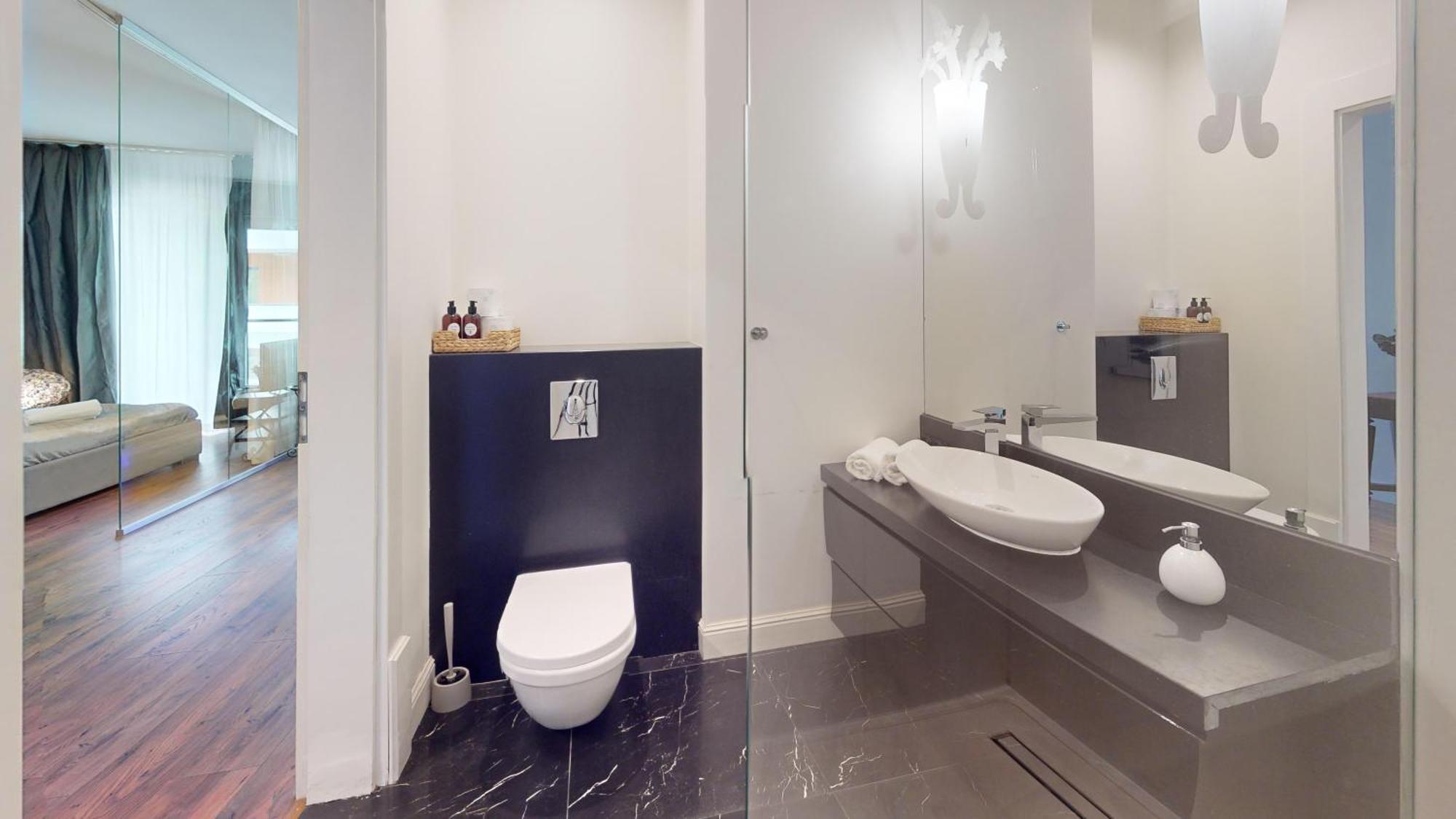 Apartment Dmowskiego 1b Wielka Wyspa 900 Steps To Market Wroclaw