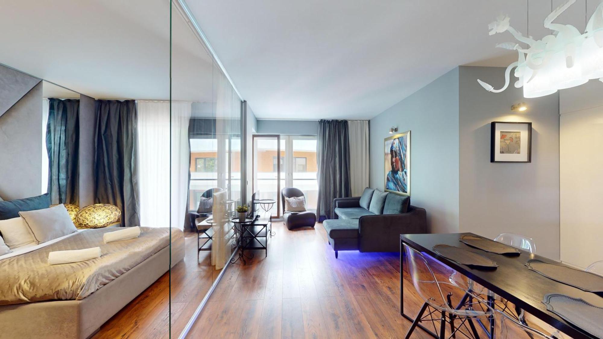 Dmowskiego 1b Wielka Wyspa 900 Steps To Market Apartment *
